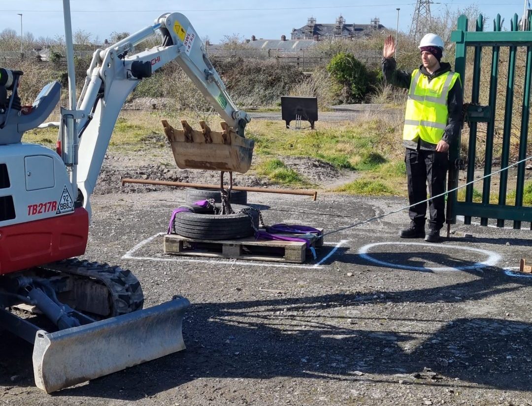 Slinger/Signaller Training in Plymouth, Devon, and Cornwall